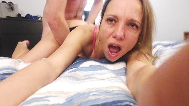 Heidi Records Herself Cheating with Her Lover Before Going Home to Please Her Husband!
