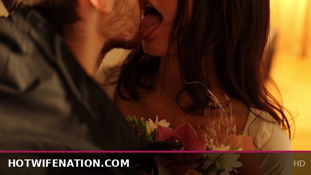 Cuckold Husband Gets Cum Kiss from His Hotwife After Wild Threesome Session