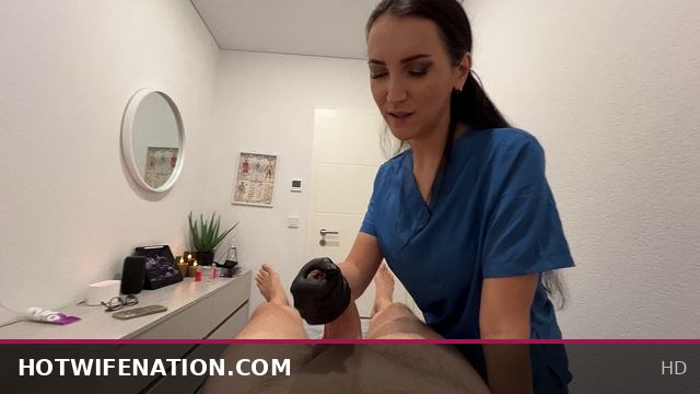 Sensual Massage Turns Naughty as Erotic Masseuse Gets Down with a Stranger