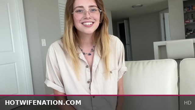 Tomboy Lucy Foxx Debuts, Proves She's Not Gay for Scott Stark